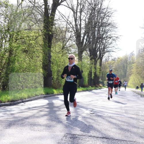 12.04.2026 - 45. Internationalen Wilhelmsburger Insellauf Yannick Fuchs http://msf.ph/oto/9482485 12.04.2026 10:23:10 Laufen 5764, 4945, 2893 meine-sportfotos.de