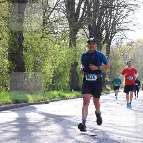 12.04.2026 - 45. Internationalen Wilhelmsburger Insellauf Yannick Fuchs http://msf.ph/oto/9482513 12.04.2026 10:23:12 Laufen 4945, 4043, 2893 meine-sportfotos.de