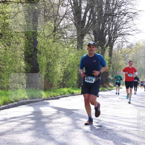 12.04.2026 - 45. Internationalen Wilhelmsburger Insellauf Yannick Fuchs http://msf.ph/oto/9482516 12.04.2026 10:23:12 Laufen 4945, 4043, 2893 meine-sportfotos.de