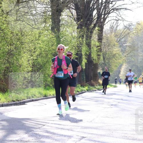 12.04.2026 - 45. Internationalen Wilhelmsburger Insellauf Yannick Fuchs http://msf.ph/oto/9482579 12.04.2026 10:31:01 Laufen 2222, 89 meine-sportfotos.de