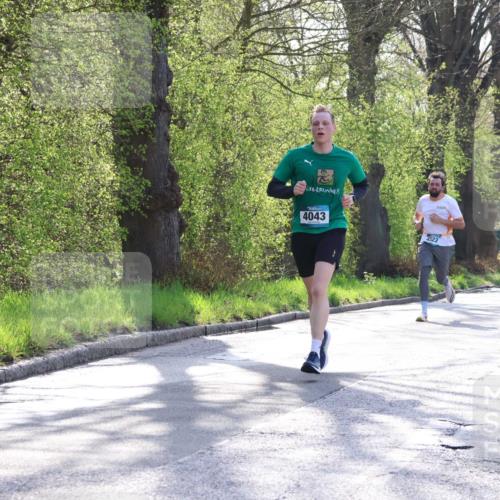 12.04.2026 - 45. Internationalen Wilhelmsburger Insellauf Yannick Fuchs http://msf.ph/oto/9482582 12.04.2026 10:23:19 Laufen 4043, 4322, 4127 meine-sportfotos.de