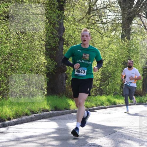 12.04.2026 - 45. Internationalen Wilhelmsburger Insellauf Yannick Fuchs http://msf.ph/oto/9482597 12.04.2026 10:23:19 Laufen 4043, 4322 meine-sportfotos.de