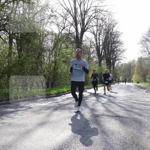 12.04.2026 - 45. Internationalen Wilhelmsburger Insellauf Yannick Fuchs http://msf.ph/oto/9482725 12.04.2026 10:23:37 Laufen 2270, 1843, 3447 meine-sportfotos.de