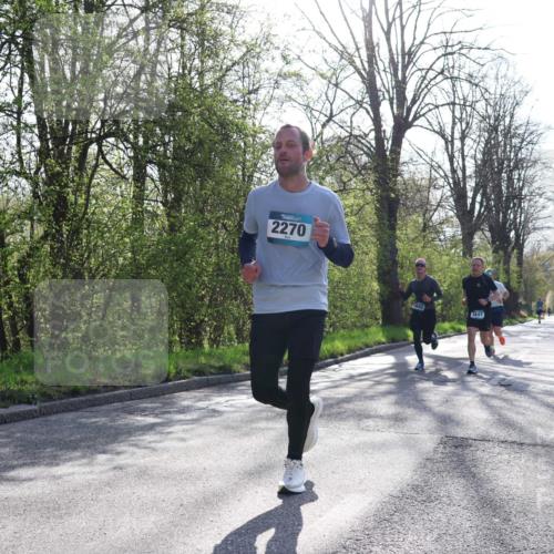 12.04.2026 - 45. Internationalen Wilhelmsburger Insellauf Yannick Fuchs http://msf.ph/oto/9482736 12.04.2026 10:23:38 Laufen 2270, 843, 3447 meine-sportfotos.de