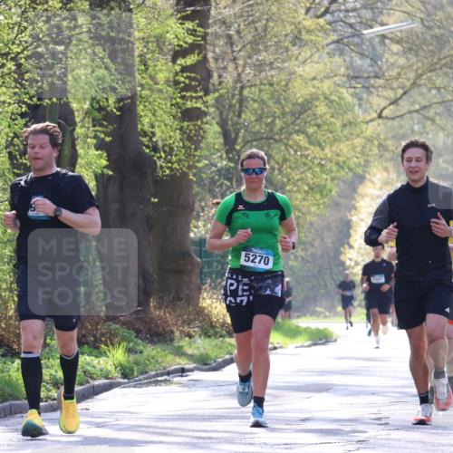 12.04.2026 - 45. Internationalen Wilhelmsburger Insellauf Yannick Fuchs http://msf.ph/oto/9482759 12.04.2026 10:31:18 Laufen 5270, 2507, 2406 meine-sportfotos.de