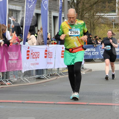 12.04.2026 - 45. Internationalen Wilhelmsburger Insellauf Strokosch-Dieckow http://msf.ph/oto/9482770 12.04.2026 13:24:07 Ziel 2766, 5622 meine-sportfotos.de