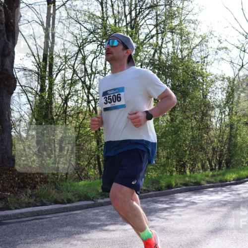 12.04.2026 - 45. Internationalen Wilhelmsburger Insellauf Yannick Fuchs http://msf.ph/oto/9482782 12.04.2026 10:23:42 Laufen 3506 meine-sportfotos.de