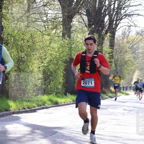 12.04.2026 - 45. Internationalen Wilhelmsburger Insellauf Yannick Fuchs http://msf.ph/oto/9482793 12.04.2026 10:23:49 Laufen 5623, 2071 meine-sportfotos.de
