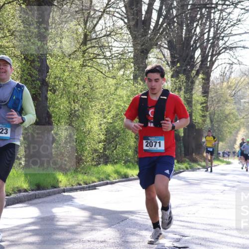 12.04.2026 - 45. Internationalen Wilhelmsburger Insellauf Yannick Fuchs http://msf.ph/oto/9482797 12.04.2026 10:23:49 Laufen 5623, 2071 meine-sportfotos.de