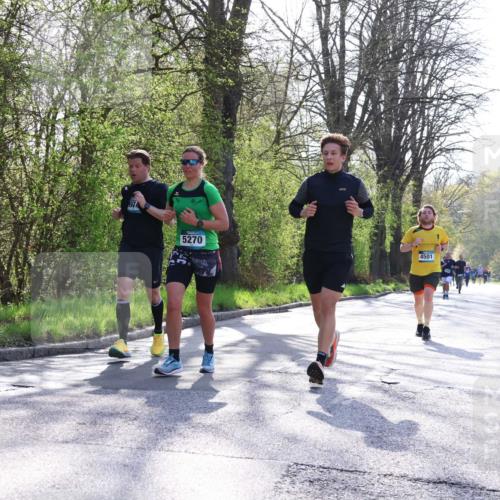 12.04.2026 - 45. Internationalen Wilhelmsburger Insellauf Yannick Fuchs http://msf.ph/oto/9482799 12.04.2026 10:31:24 Laufen 974, 5270, 4501 meine-sportfotos.de