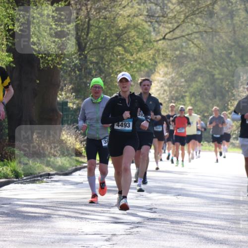 12.04.2026 - 45. Internationalen Wilhelmsburger Insellauf Yannick Fuchs http://msf.ph/oto/9482841 12.04.2026 10:23:54 Laufen 2402, 3, 4493, 392, 4441, 1645, 4807 meine-sportfotos.de