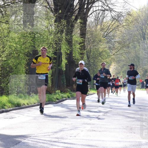 12.04.2026 - 45. Internationalen Wilhelmsburger Insellauf Yannick Fuchs http://msf.ph/oto/9482858 12.04.2026 10:23:56 Laufen 149, 2402, 3929, 444 meine-sportfotos.de