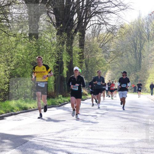 12.04.2026 - 45. Internationalen Wilhelmsburger Insellauf Yannick Fuchs http://msf.ph/oto/9482865 12.04.2026 10:23:56 Laufen 2402, 493, 3929, 4441 meine-sportfotos.de