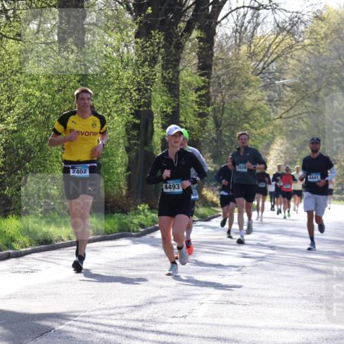 12.04.2026 - 45. Internationalen Wilhelmsburger Insellauf Yannick Fuchs http://msf.ph/oto/9482871 12.04.2026 10:23:57 Laufen 2402, 4493, 506, 3929, 4441 meine-sportfotos.de