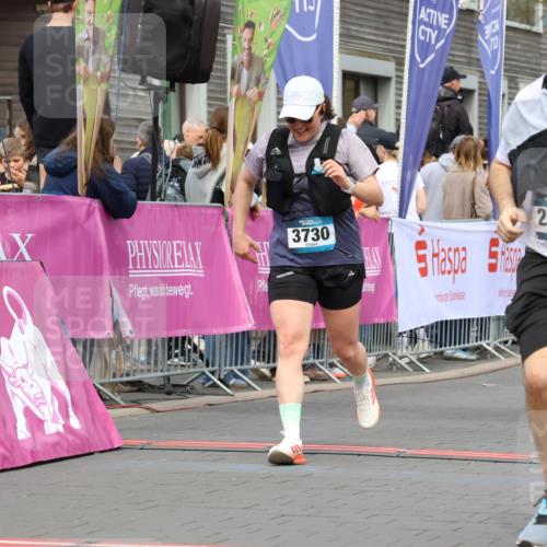 12.04.2026 - 45. Internationalen Wilhelmsburger Insellauf Strokosch-Dieckow http://msf.ph/oto/9482893 12.04.2026 13:24:00 Ziel 3814, 2716, 3730, 3353 meine-sportfotos.de