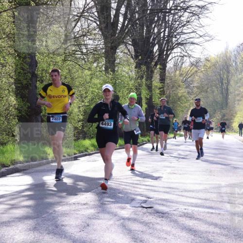 12.04.2026 - 45. Internationalen Wilhelmsburger Insellauf Yannick Fuchs http://msf.ph/oto/9482900 12.04.2026 10:23:59 Laufen 2402, 4493, 360, 3929, 4441 meine-sportfotos.de