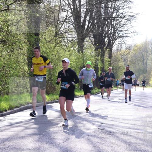 12.04.2026 - 45. Internationalen Wilhelmsburger Insellauf Yannick Fuchs http://msf.ph/oto/9482907 12.04.2026 10:23:59 Laufen 2402, 444, 4493, 3, 608 meine-sportfotos.de