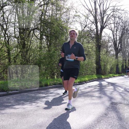 12.04.2026 - 45. Internationalen Wilhelmsburger Insellauf Yannick Fuchs http://msf.ph/oto/9482987 12.04.2026 10:24:05 Laufen 392 meine-sportfotos.de