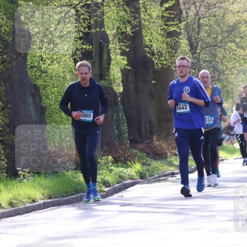 12.04.2026 - 45. Internationalen Wilhelmsburger Insellauf Yannick Fuchs http://msf.ph/oto/9482993 12.04.2026 10:31:40 Laufen 5442, 065, 337, 2724, 2869 meine-sportfotos.de