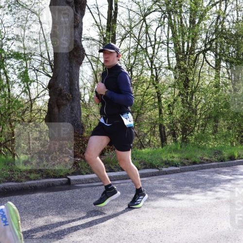 12.04.2026 - 45. Internationalen Wilhelmsburger Insellauf Yannick Fuchs http://msf.ph/oto/9483000 12.04.2026 10:24:06 Laufen  meine-sportfotos.de