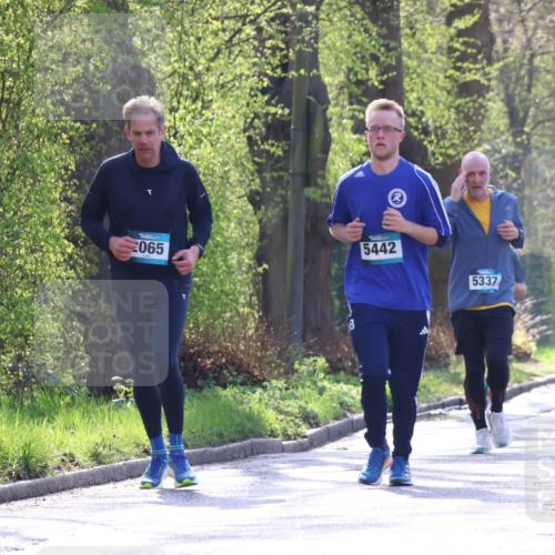 12.04.2026 - 45. Internationalen Wilhelmsburger Insellauf Yannick Fuchs http://msf.ph/oto/9483026 12.04.2026 10:31:42 Laufen 2065, 5442, 5337, 2724 meine-sportfotos.de