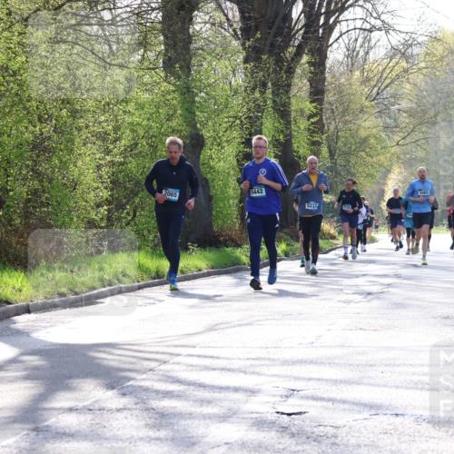12.04.2026 - 45. Internationalen Wilhelmsburger Insellauf Yannick Fuchs http://msf.ph/oto/9483028 12.04.2026 10:31:43 Laufen 2065, 5442, 5337, 2724, 4483 meine-sportfotos.de