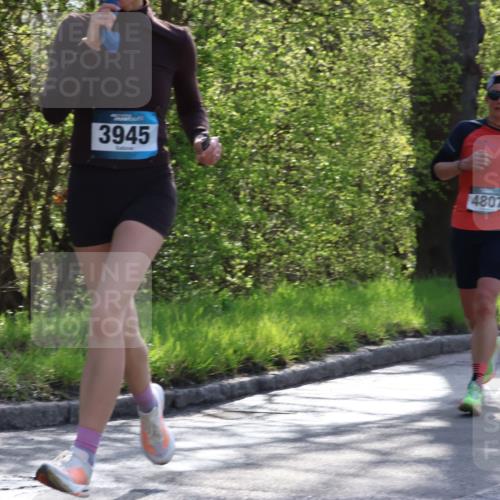 12.04.2026 - 45. Internationalen Wilhelmsburger Insellauf Yannick Fuchs http://msf.ph/oto/9483046 12.04.2026 10:24:11 Laufen 3945, 4807 meine-sportfotos.de