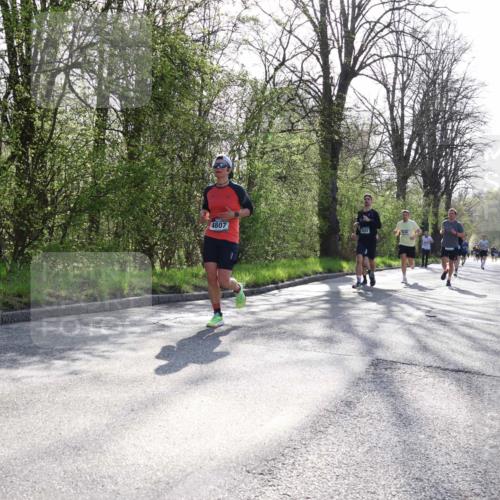 12.04.2026 - 45. Internationalen Wilhelmsburger Insellauf Yannick Fuchs http://msf.ph/oto/9483060 12.04.2026 10:24:13 Laufen 4807, 3042 meine-sportfotos.de