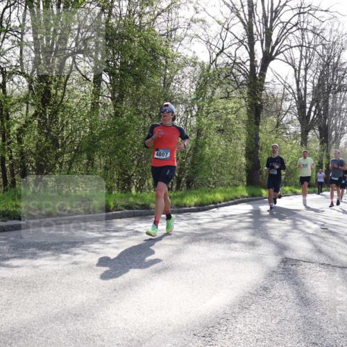 12.04.2026 - 45. Internationalen Wilhelmsburger Insellauf Yannick Fuchs http://msf.ph/oto/9483063 12.04.2026 10:24:13 Laufen 4807, 3042, 3636 meine-sportfotos.de
