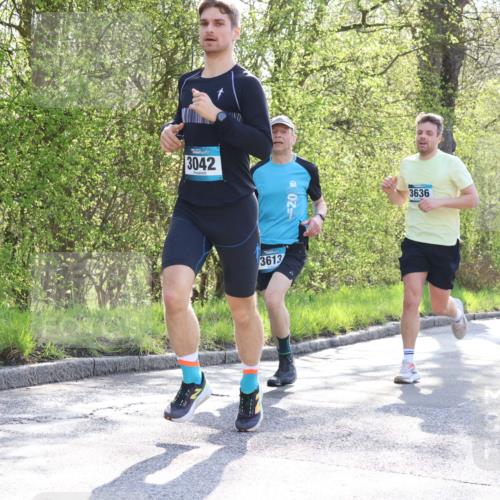 12.04.2026 - 45. Internationalen Wilhelmsburger Insellauf Yannick Fuchs http://msf.ph/oto/9483083 12.04.2026 10:24:15 Laufen 3042, 3613, 3636 meine-sportfotos.de