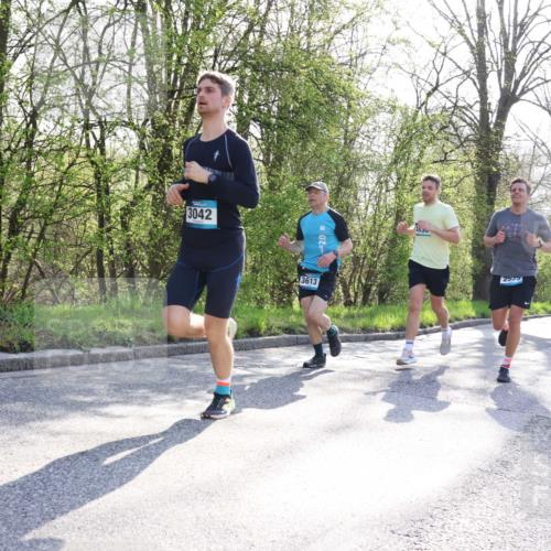 12.04.2026 - 45. Internationalen Wilhelmsburger Insellauf Yannick Fuchs http://msf.ph/oto/9483092 12.04.2026 10:24:16 Laufen 3042, 3613, 2559 meine-sportfotos.de