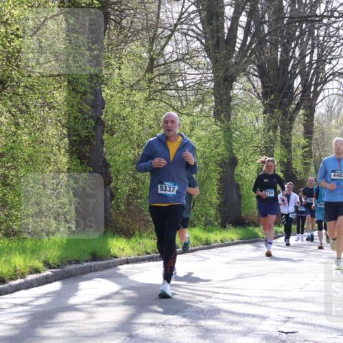 12.04.2026 - 45. Internationalen Wilhelmsburger Insellauf Yannick Fuchs http://msf.ph/oto/9483103 12.04.2026 10:31:50 Laufen 5337, 2724, 4483, 5654, 2869, 5647 meine-sportfotos.de