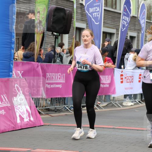 12.04.2026 - 45. Internationalen Wilhelmsburger Insellauf Strokosch-Dieckow http://msf.ph/oto/9483110 12.04.2026 13:23:48 Ziel 3336, 3783, 3498, 3478, 4176, 5505 meine-sportfotos.de