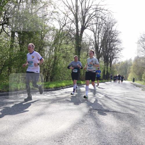 12.04.2026 - 45. Internationalen Wilhelmsburger Insellauf Yannick Fuchs http://msf.ph/oto/9483146 12.04.2026 10:24:22 Laufen 2583, 2482, 2488 meine-sportfotos.de