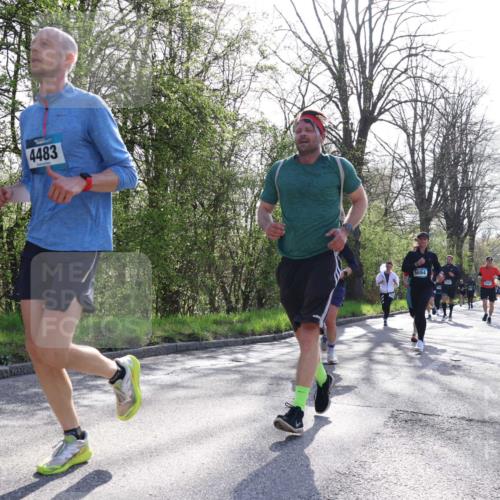 12.04.2026 - 45. Internationalen Wilhelmsburger Insellauf Yannick Fuchs http://msf.ph/oto/9483156 12.04.2026 10:31:54 Laufen 4483, 5654 meine-sportfotos.de