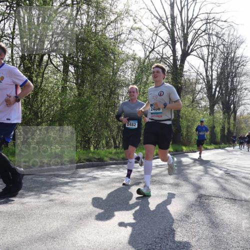 12.04.2026 - 45. Internationalen Wilhelmsburger Insellauf Yannick Fuchs http://msf.ph/oto/9483158 12.04.2026 10:24:22 Laufen 2583, 2482, 112, 2400 meine-sportfotos.de