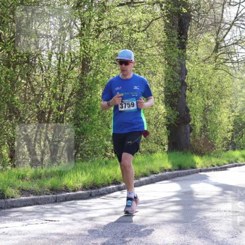 12.04.2026 - 45. Internationalen Wilhelmsburger Insellauf Yannick Fuchs http://msf.ph/oto/9483172 12.04.2026 10:24:24 Laufen 2016, 3759 meine-sportfotos.de