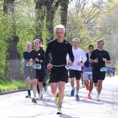12.04.2026 - 45. Internationalen Wilhelmsburger Insellauf Yannick Fuchs http://msf.ph/oto/9483188 12.04.2026 10:24:27 Laufen 392, 3065, 34, 5238 meine-sportfotos.de