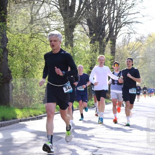 12.04.2026 - 45. Internationalen Wilhelmsburger Insellauf Yannick Fuchs http://msf.ph/oto/9483203 12.04.2026 10:24:28 Laufen 342, 3924, 5238 meine-sportfotos.de