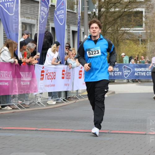 12.04.2026 - 45. Internationalen Wilhelmsburger Insellauf Strokosch-Dieckow http://msf.ph/oto/9483220 12.04.2026 13:23:41 Ziel 5223, 3336, 3783 meine-sportfotos.de