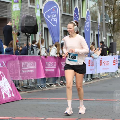 12.04.2026 - 45. Internationalen Wilhelmsburger Insellauf Strokosch-Dieckow http://msf.ph/oto/9483233 12.04.2026 13:23:36 Ziel 3774, 4358 meine-sportfotos.de