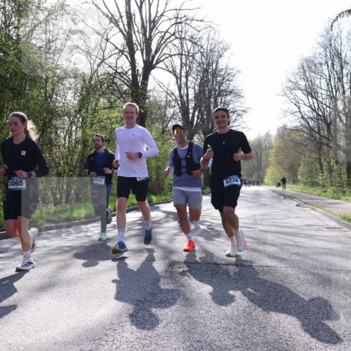 12.04.2026 - 45. Internationalen Wilhelmsburger Insellauf Yannick Fuchs http://msf.ph/oto/9483241 12.04.2026 10:24:31 Laufen 3065, 4555, 5238 meine-sportfotos.de