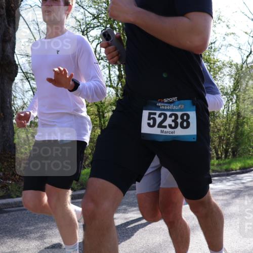 12.04.2026 - 45. Internationalen Wilhelmsburger Insellauf Yannick Fuchs http://msf.ph/oto/9483260 12.04.2026 10:24:32 Laufen 45, 5238, 3924 meine-sportfotos.de