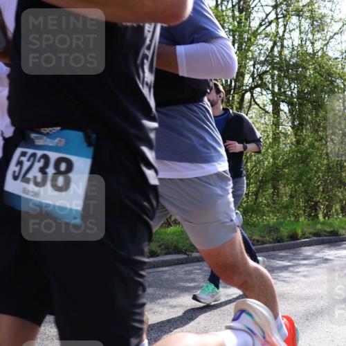 12.04.2026 - 45. Internationalen Wilhelmsburger Insellauf Yannick Fuchs http://msf.ph/oto/9483263 12.04.2026 10:24:33 Laufen 3, 5238 meine-sportfotos.de