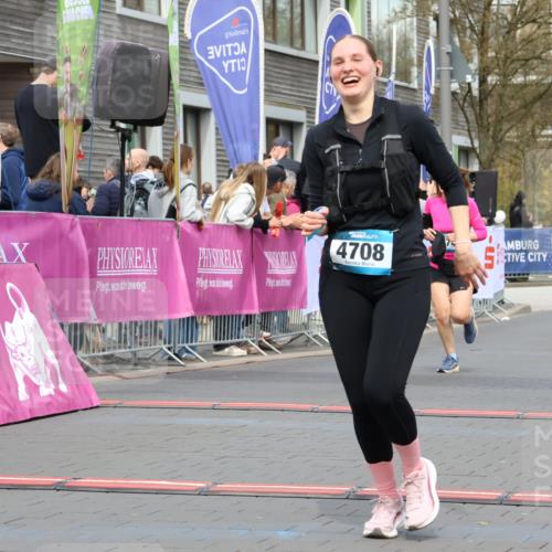 12.04.2026 - 45. Internationalen Wilhelmsburger Insellauf Strokosch-Dieckow http://msf.ph/oto/9483273 12.04.2026 13:23:31 Ziel 4708, 3774, 4358 meine-sportfotos.de