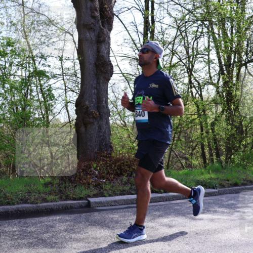 12.04.2026 - 45. Internationalen Wilhelmsburger Insellauf Yannick Fuchs http://msf.ph/oto/9483274 12.04.2026 10:32:04 Laufen 840 meine-sportfotos.de