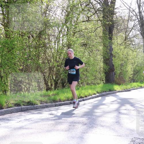 12.04.2026 - 45. Internationalen Wilhelmsburger Insellauf Yannick Fuchs http://msf.ph/oto/9483278 12.04.2026 10:32:05 Laufen 4349, 4377 meine-sportfotos.de