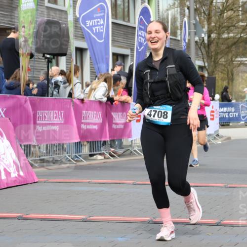 12.04.2026 - 45. Internationalen Wilhelmsburger Insellauf Strokosch-Dieckow http://msf.ph/oto/9483279 12.04.2026 13:23:31 Ziel 4708, 3774, 4358 meine-sportfotos.de