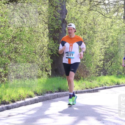 12.04.2026 - 45. Internationalen Wilhelmsburger Insellauf Yannick Fuchs http://msf.ph/oto/9483303 12.04.2026 10:32:08 Laufen 4377, 3086, 2039 meine-sportfotos.de