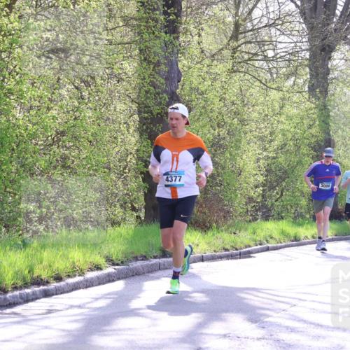 12.04.2026 - 45. Internationalen Wilhelmsburger Insellauf Yannick Fuchs http://msf.ph/oto/9483306 12.04.2026 10:32:08 Laufen 4377, 3086, 2039, 27, 3091 meine-sportfotos.de